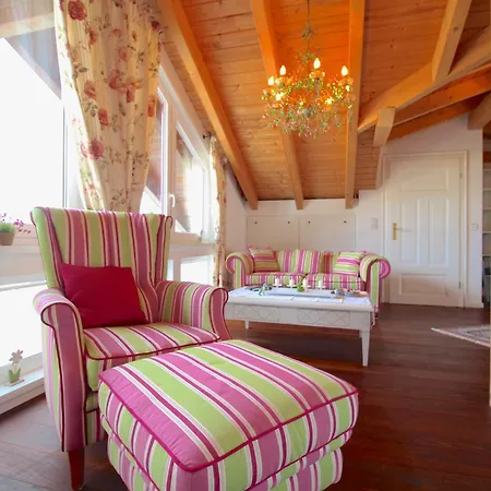 Himmelschloesschen & Chalet Rose Garmisch-Partenkirchen Exterior photo